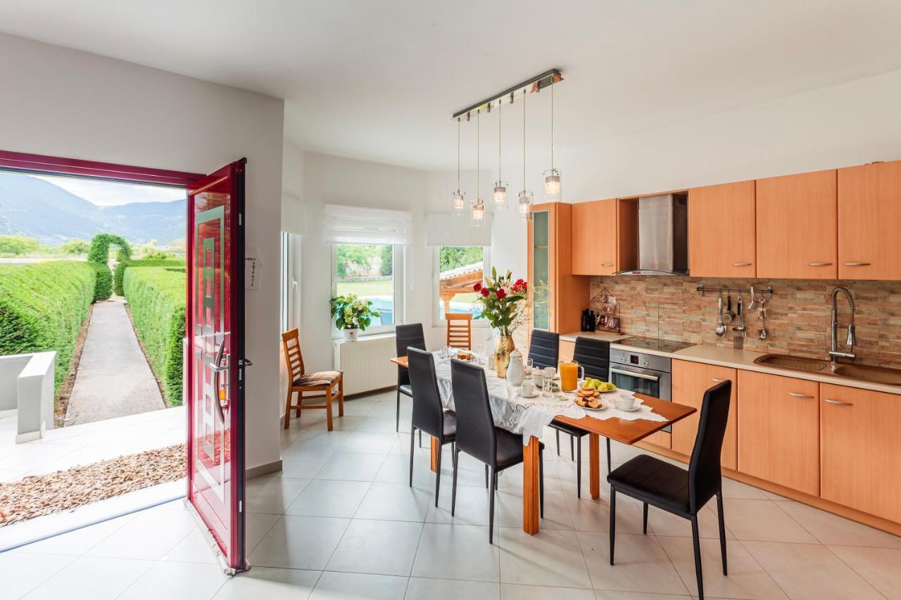 Karteri  Villa Stymfalia - Luxury Mansion With Private Pool מראה חיצוני תמונה